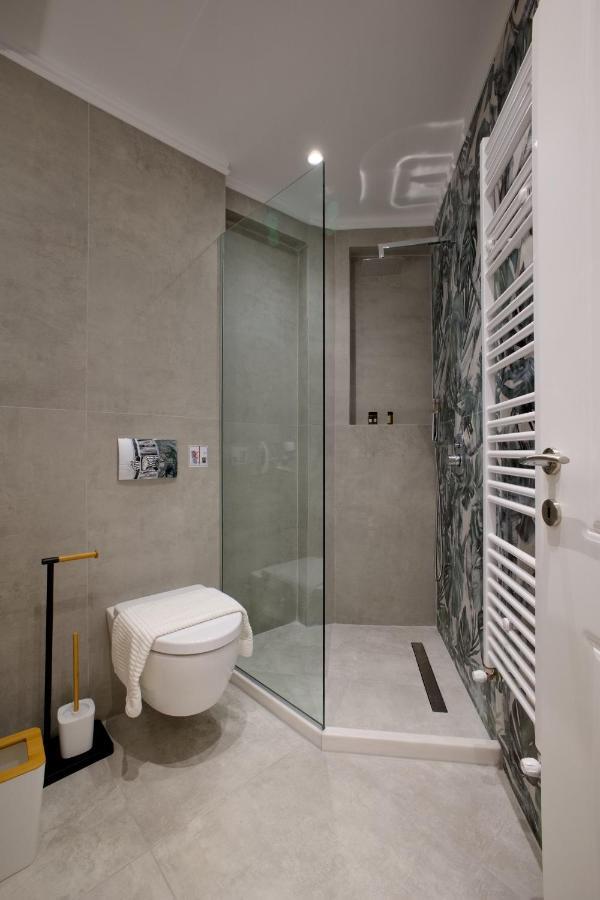 A.G.A.I.N Downtown Premium Suite Thessaloniki Exterior photo